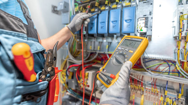 Best Affordable Emergency Electrician  in New Franklin, MO